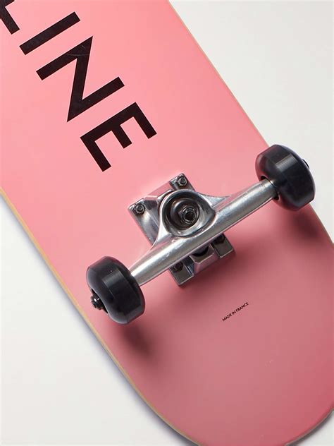 Celine Skateboard .